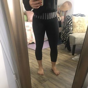 lululemon WaterBound Crop size 4